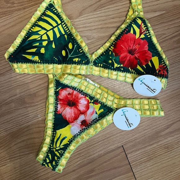 Multiple Colors - Picture 13 of 15